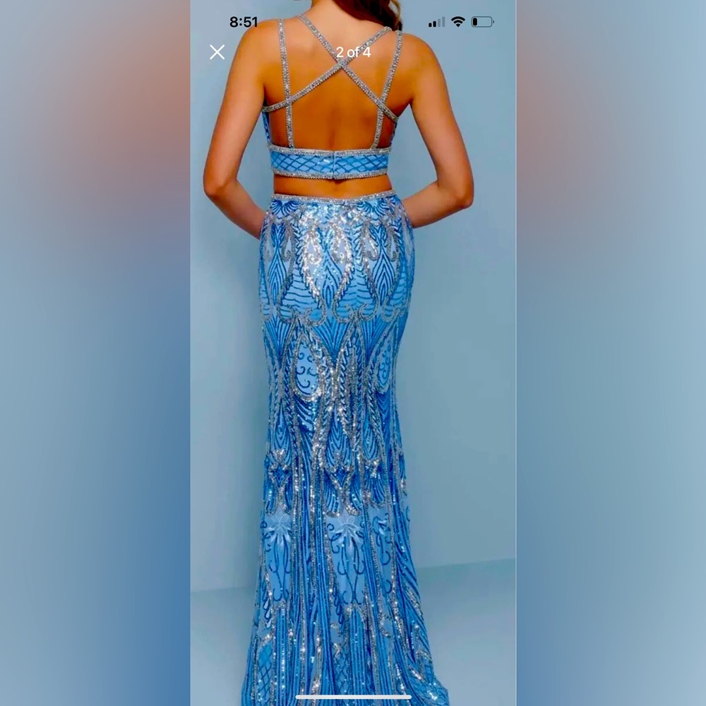 Size 6 NWT 2 piece Sequin Dress Blue and Silver
